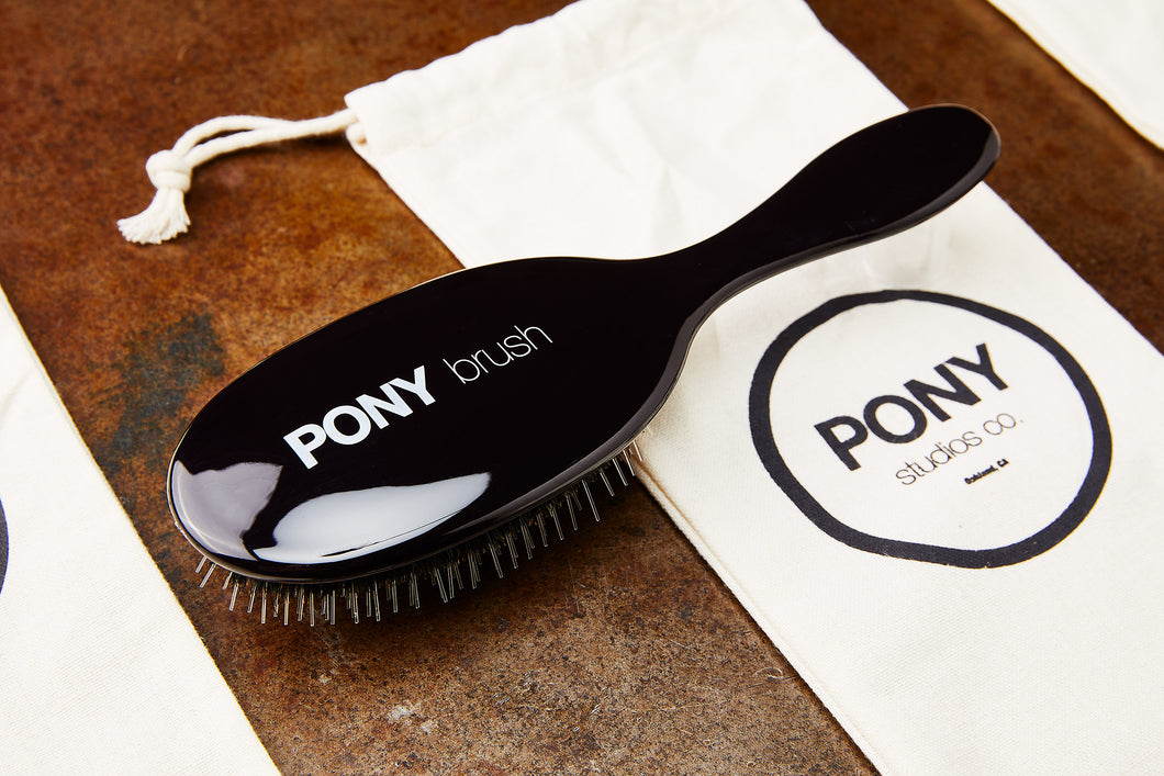 Medium Cushion Boar and Nylon Bristle Brush